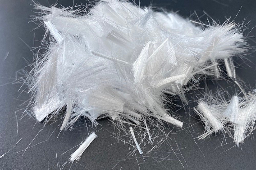 Polypropylene monofilament fibers